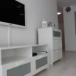 Leo Free Parking!!! براتسيلافا